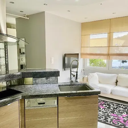 Studio Moderne Et Style 코르니몽