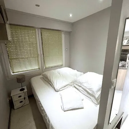 Apartment Studio Moderne Et Style